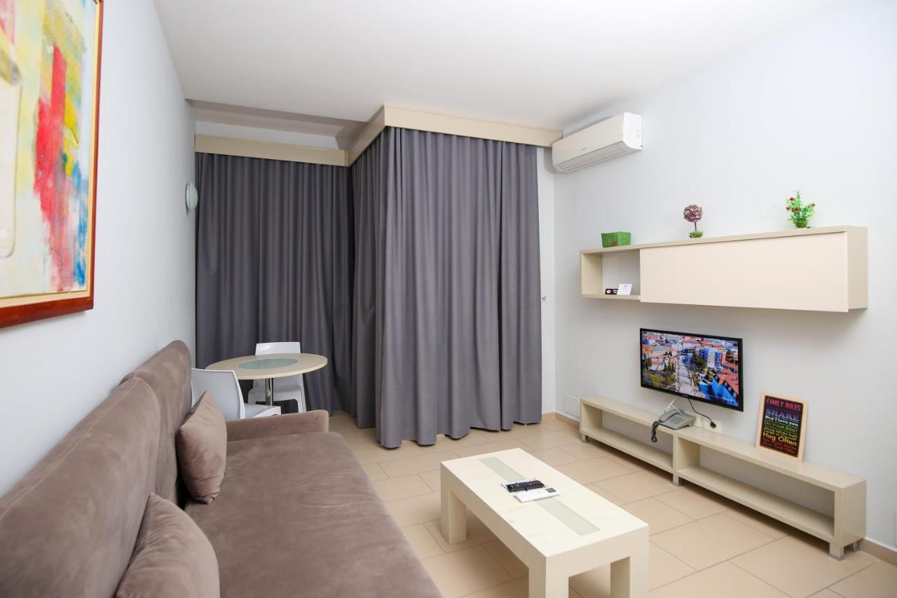 Diamond Hill Resort & Spa Vlorë エクステリア 写真