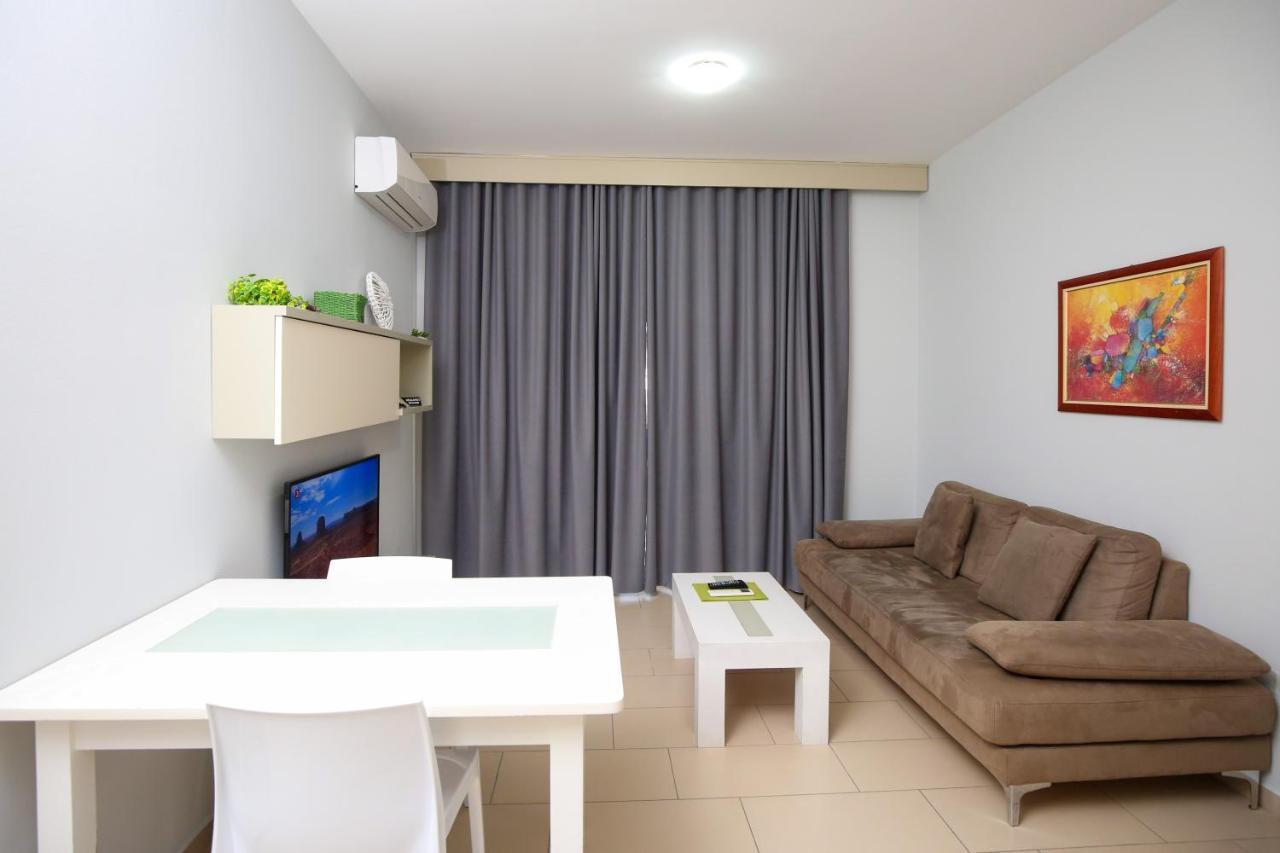 Diamond Hill Resort & Spa Vlorë エクステリア 写真
