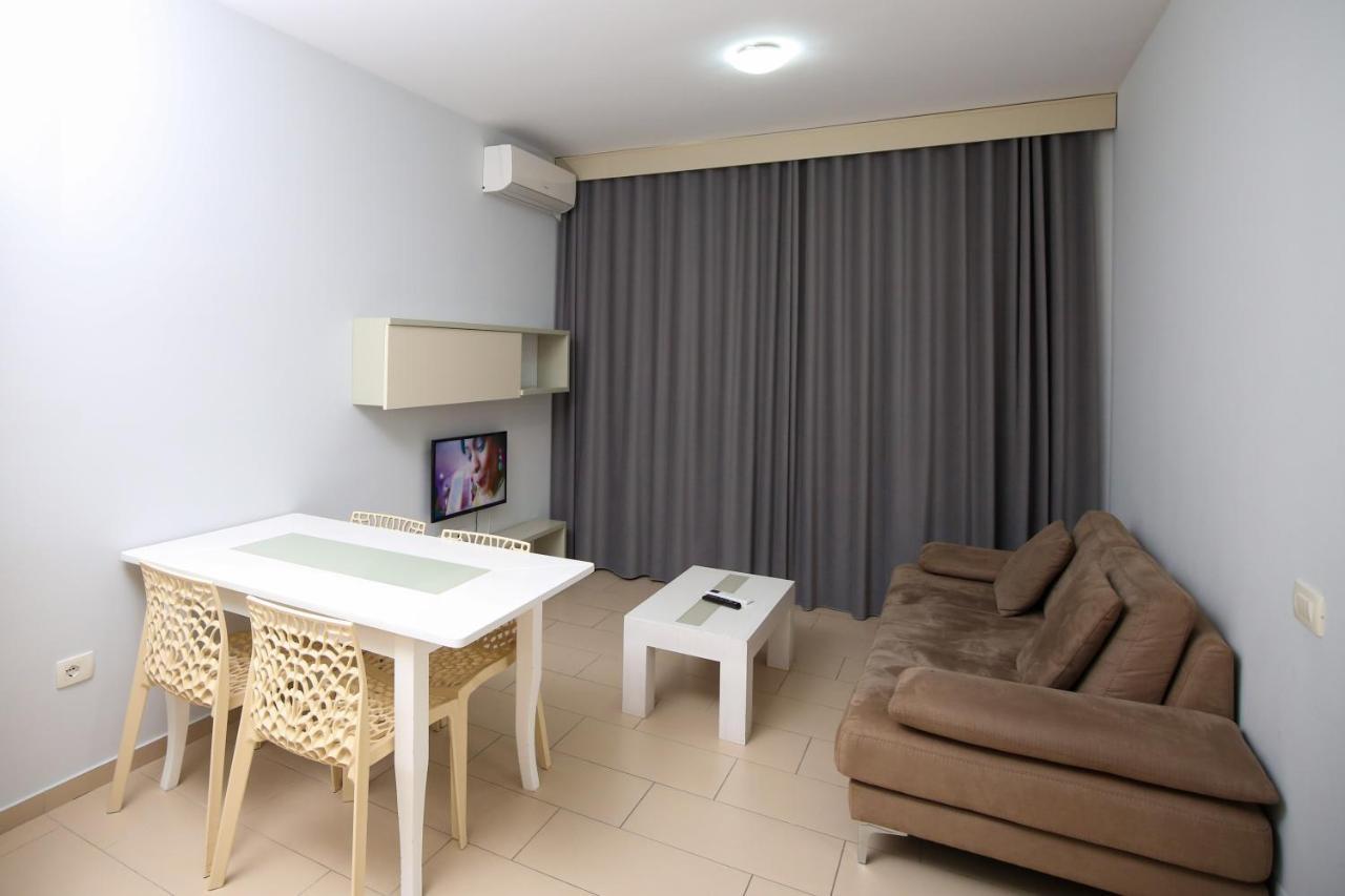 Diamond Hill Resort & Spa Vlorë エクステリア 写真