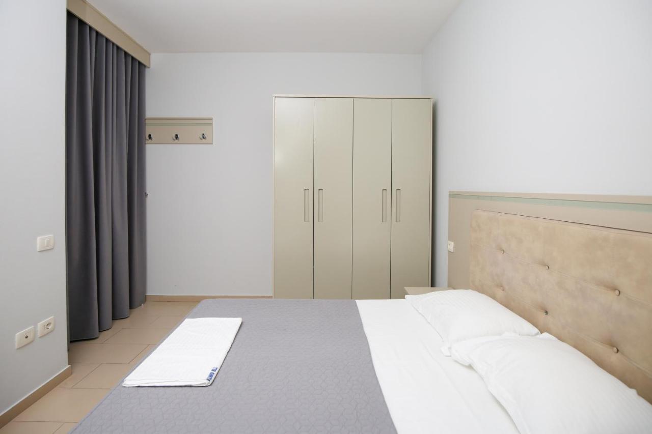 Diamond Hill Resort & Spa Vlorë エクステリア 写真