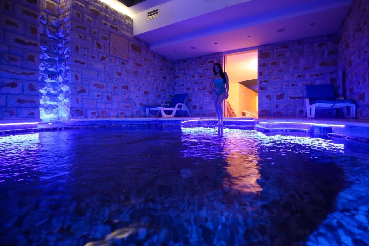Diamond Hill Resort & Spa Vlorë エクステリア 写真