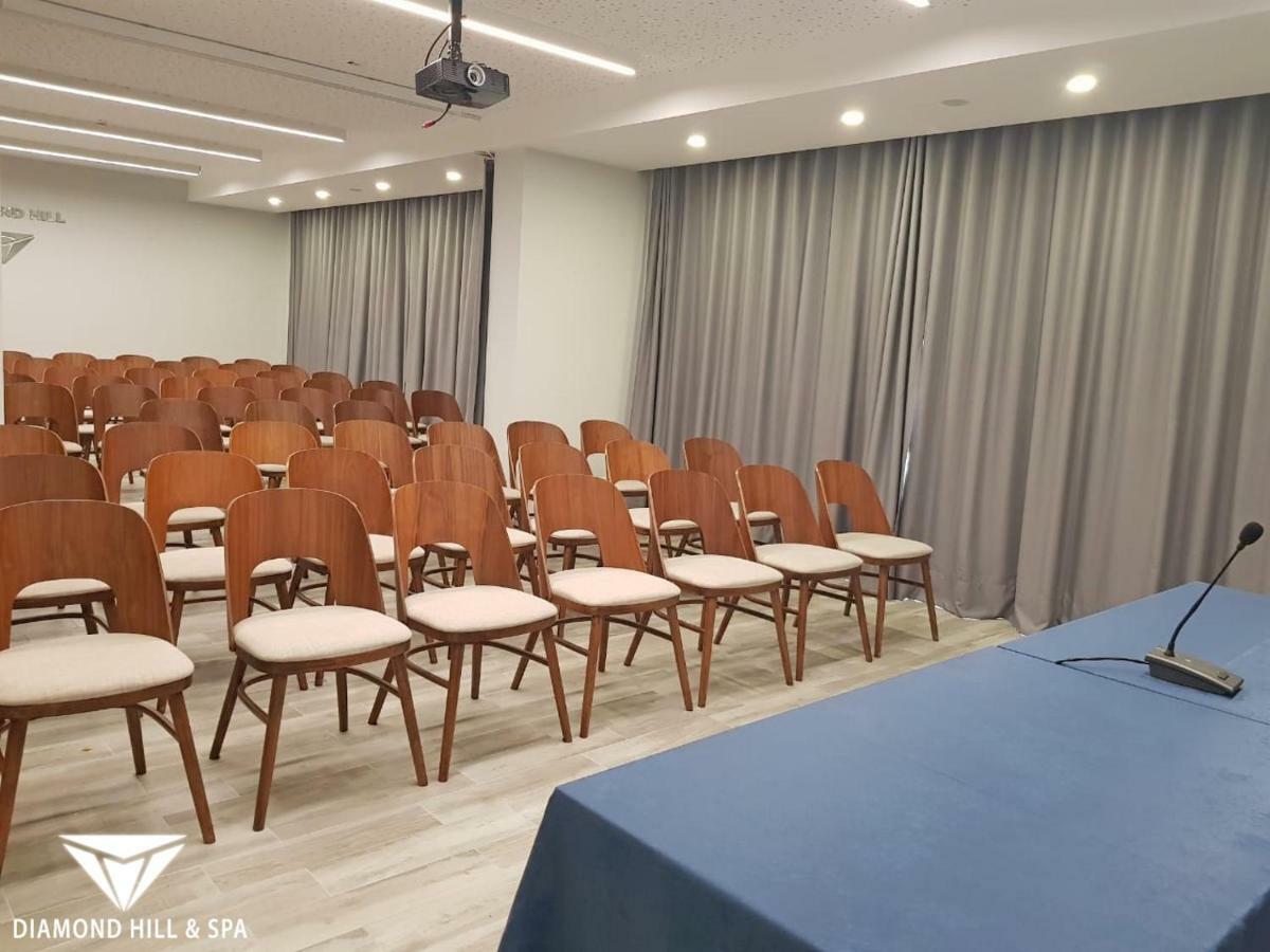 Diamond Hill Resort & Spa Vlorë エクステリア 写真